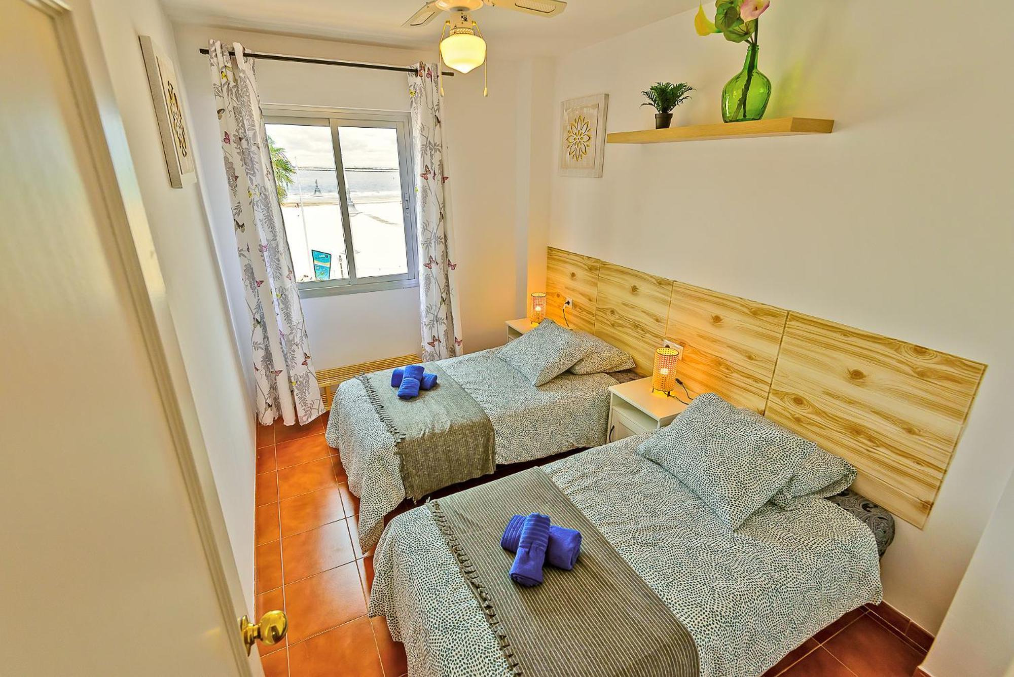 Beachfront Duplex 1ª Linea & Terraces Oceanfront 엘푸에르토데산타마리아 외부 사진